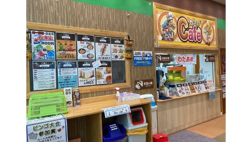 ファンタジーキッズリゾート名古屋北店：カフェ